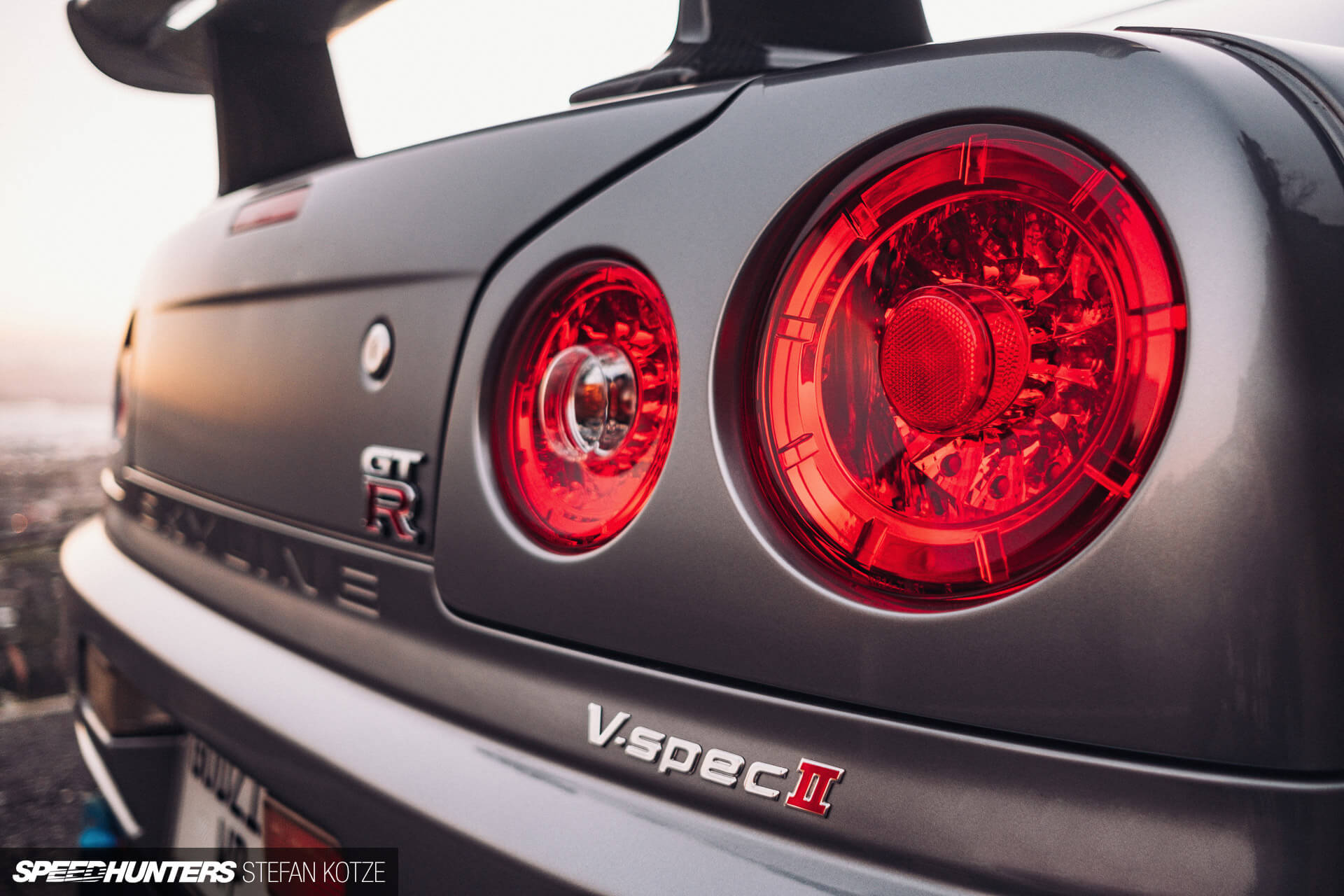 Taillights of the Nissan Skyline R34 GT-R